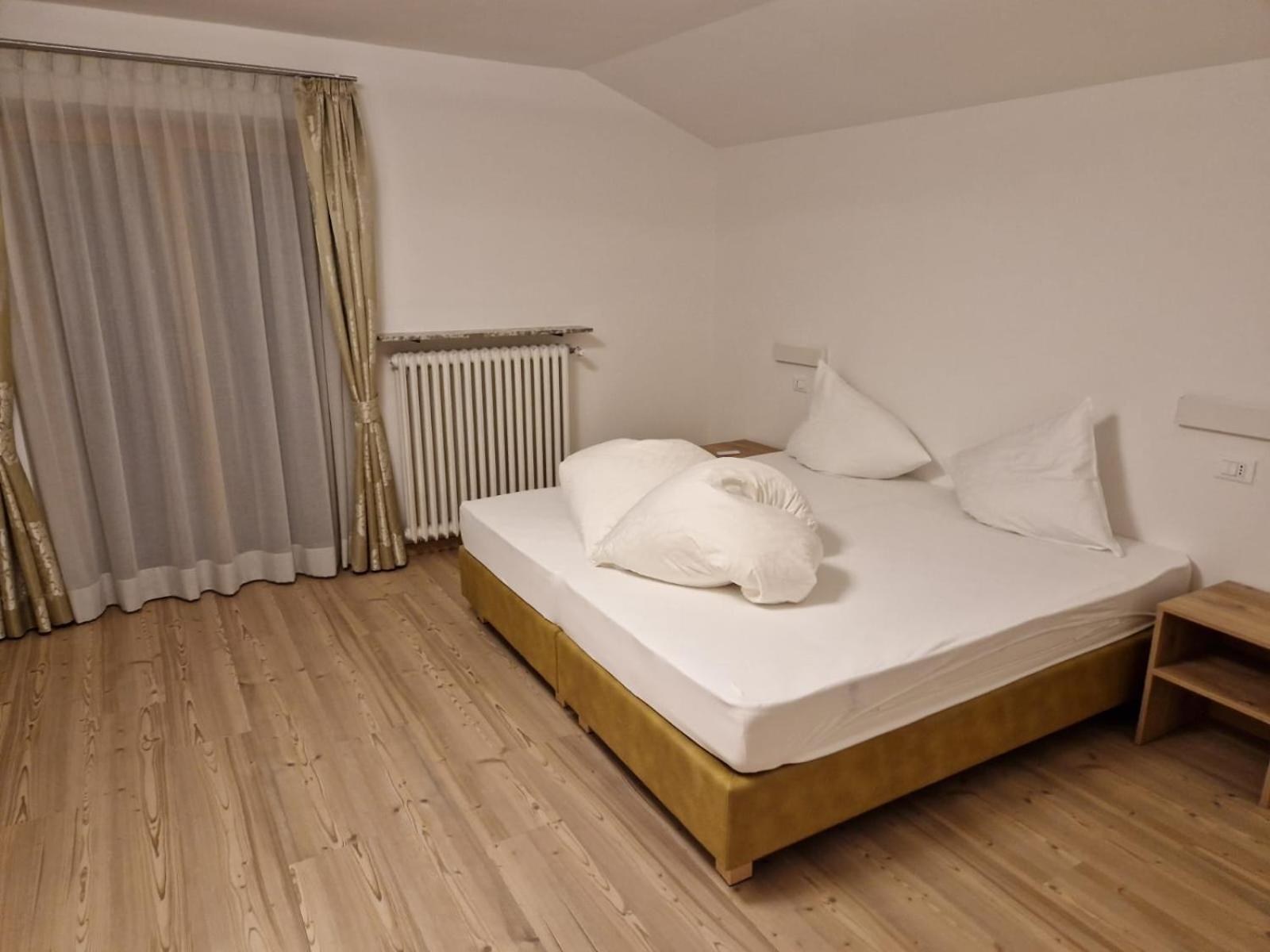 Apartment Aghel Ortisei Bagian luar foto